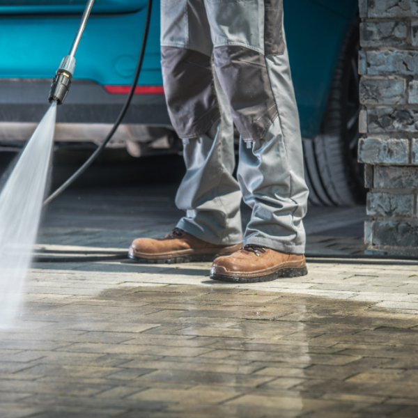 pressure-washing-driveway